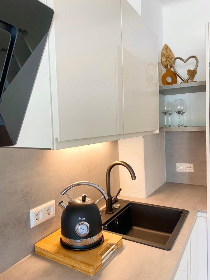 Bamo Studio - City Living Downtown Klagenfurt am Woerthersee Eksteriør billede